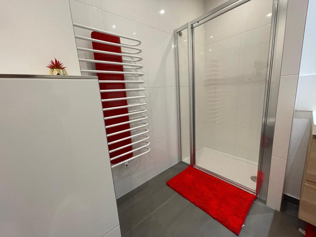 Gold Cocoon T3 74M2 Proche Centre Ville Villejust المظهر الخارجي الصورة